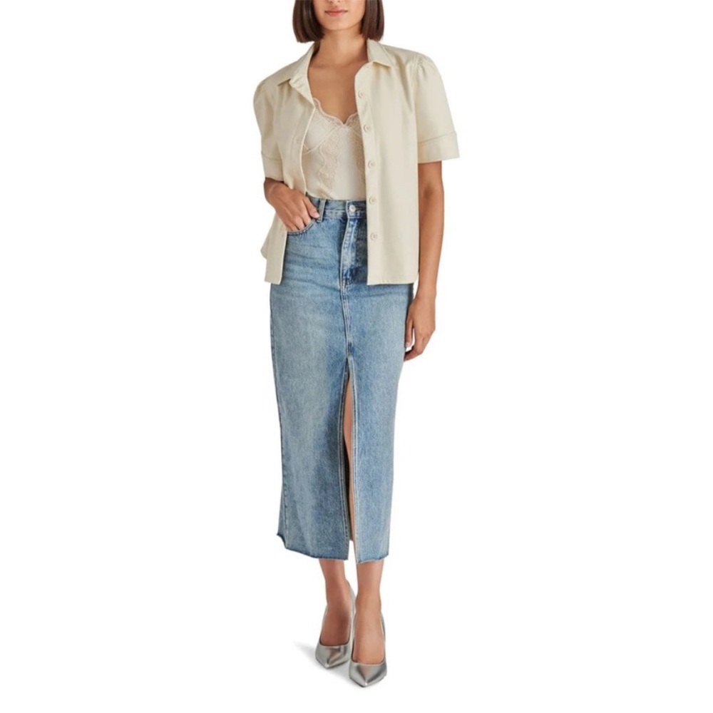 EUC Steve Madden Light Blue Denim A-Line Skirt With Front Slit.